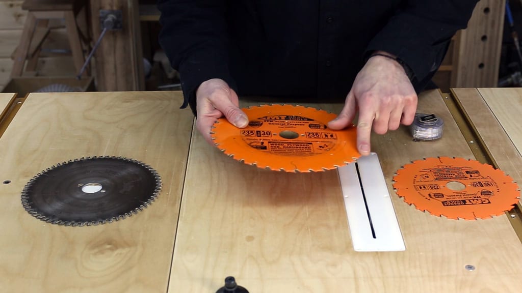 How-align-your-woodworking-table-saw-blade