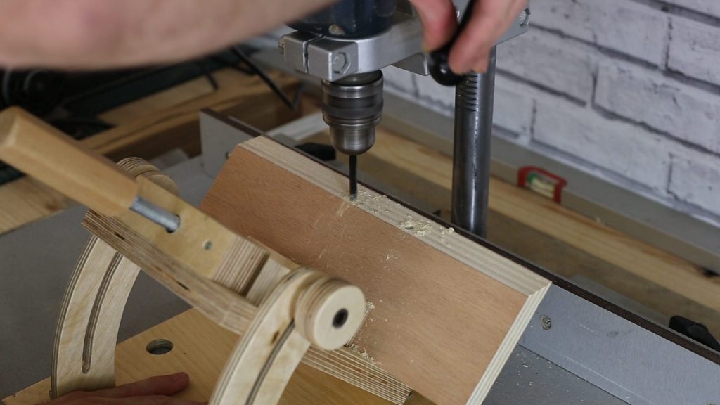 Homemade-angle-drill-press-vise-working